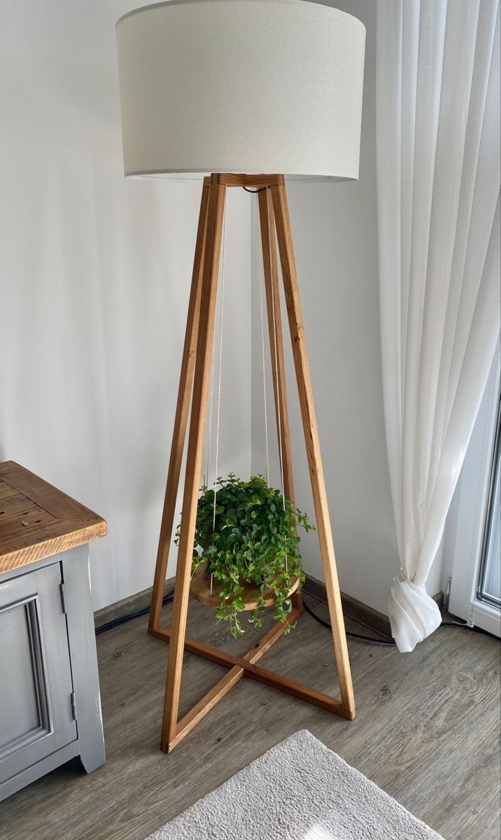 Marvellous Wooden Trypod Floor Lamp for Bedroom , Living Room